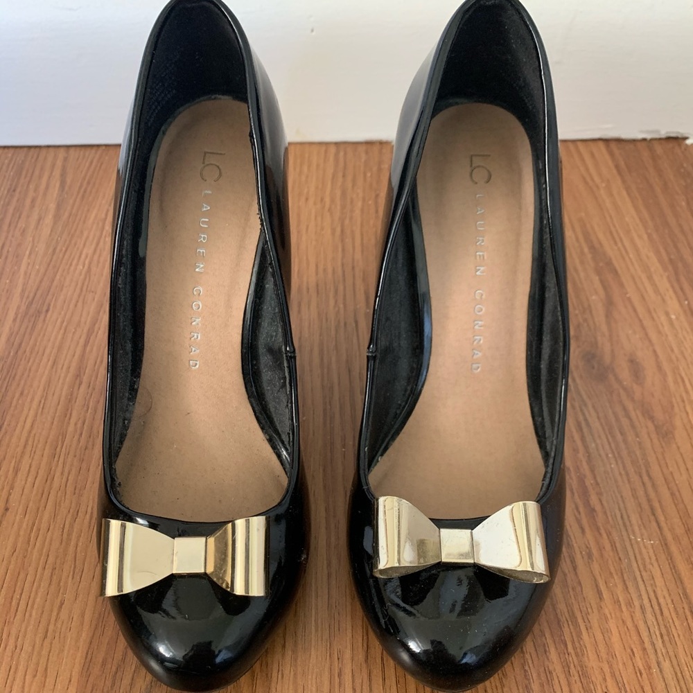 LC bow heels - Picture 2 of 4